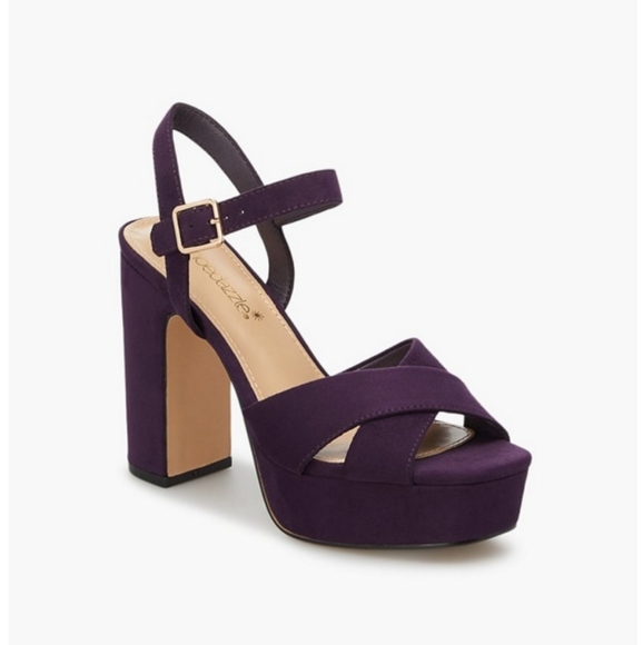 Tina Crossover Platform Sandal - Picture 9 of 9